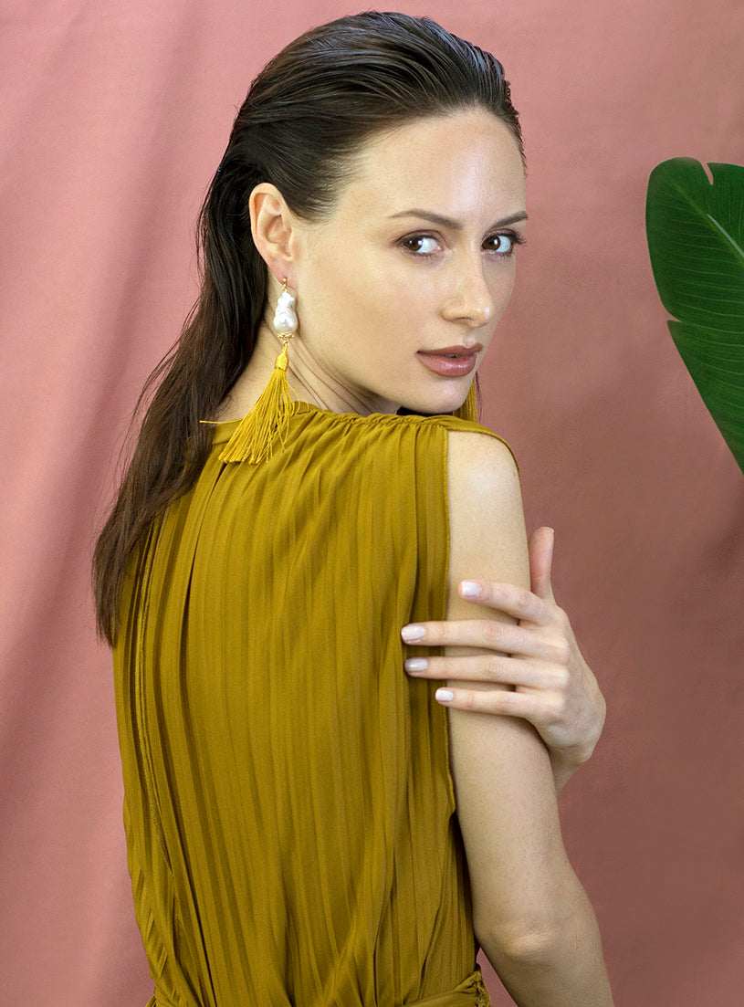Baroque Pearl With golden Tassel Earrings CE027 - FARRA