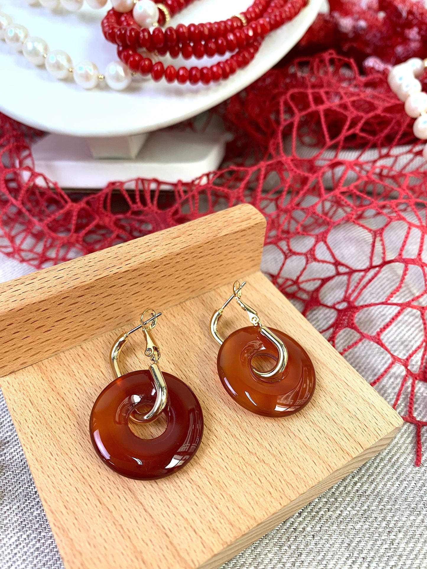 Donut Shaped Red Agate Minimalist Earrings EE036 - FARRA