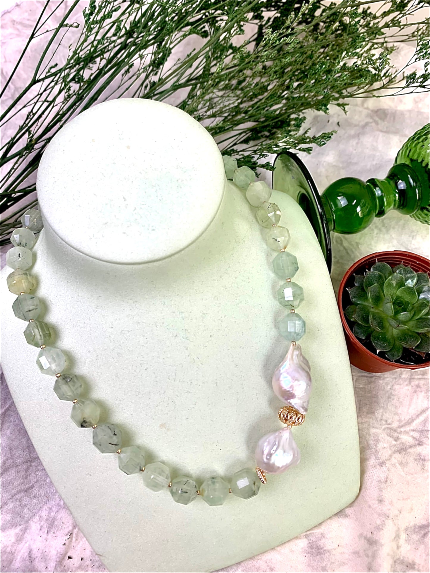Prehnite with Baroque Pearl Short Necklace EN006 - FARRA
