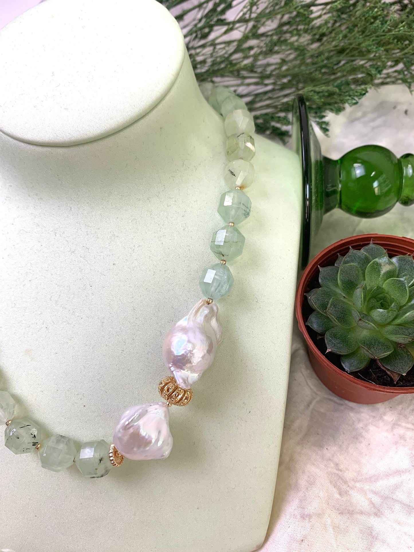 Prehnite with Baroque Pearl Short Necklace EN006 - FARRA