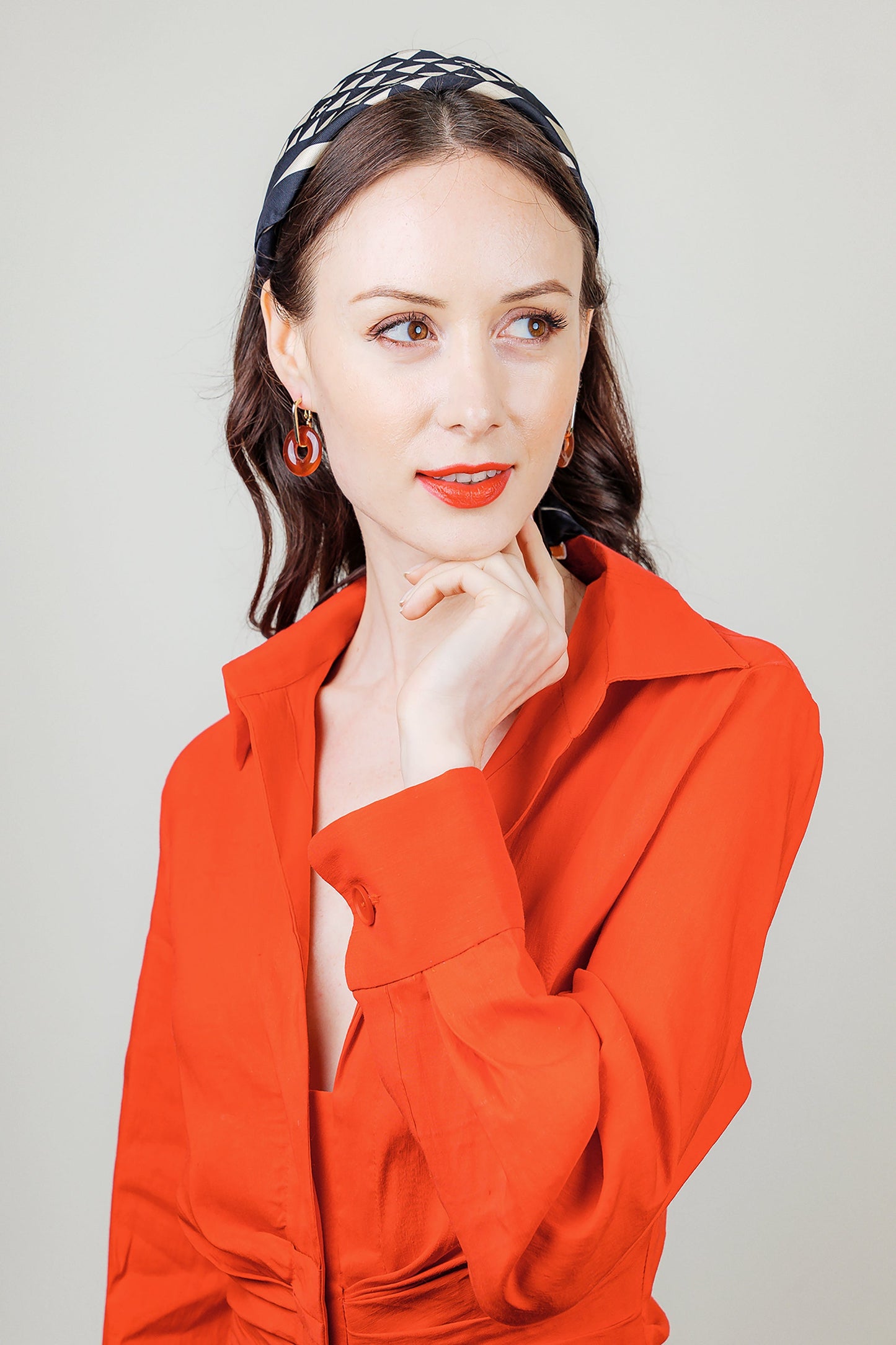 Donut Shaped Red Agate Minimalist Earrings EE036 - FARRA