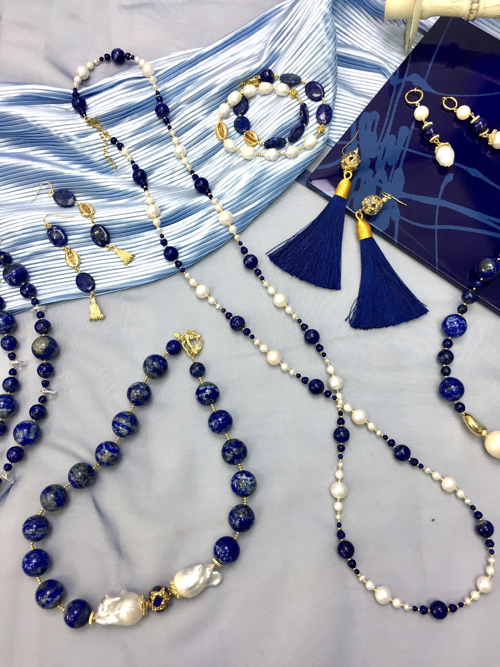 Freshwater with Lapis Multi-Way Necklace DN209 - FARRA