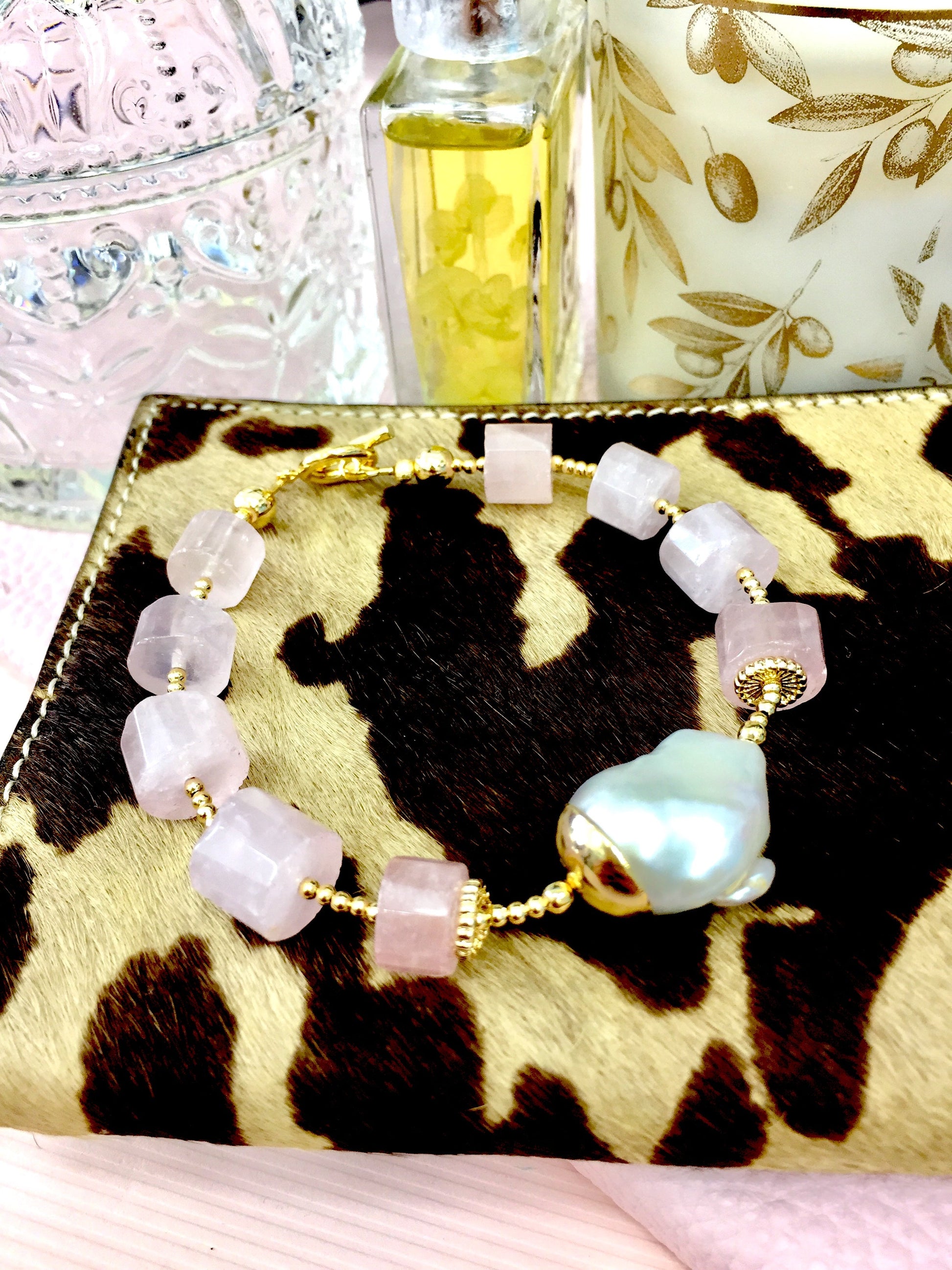 Rose Quartz & Baroque Pearls Bracelet DB205 - FARRA
