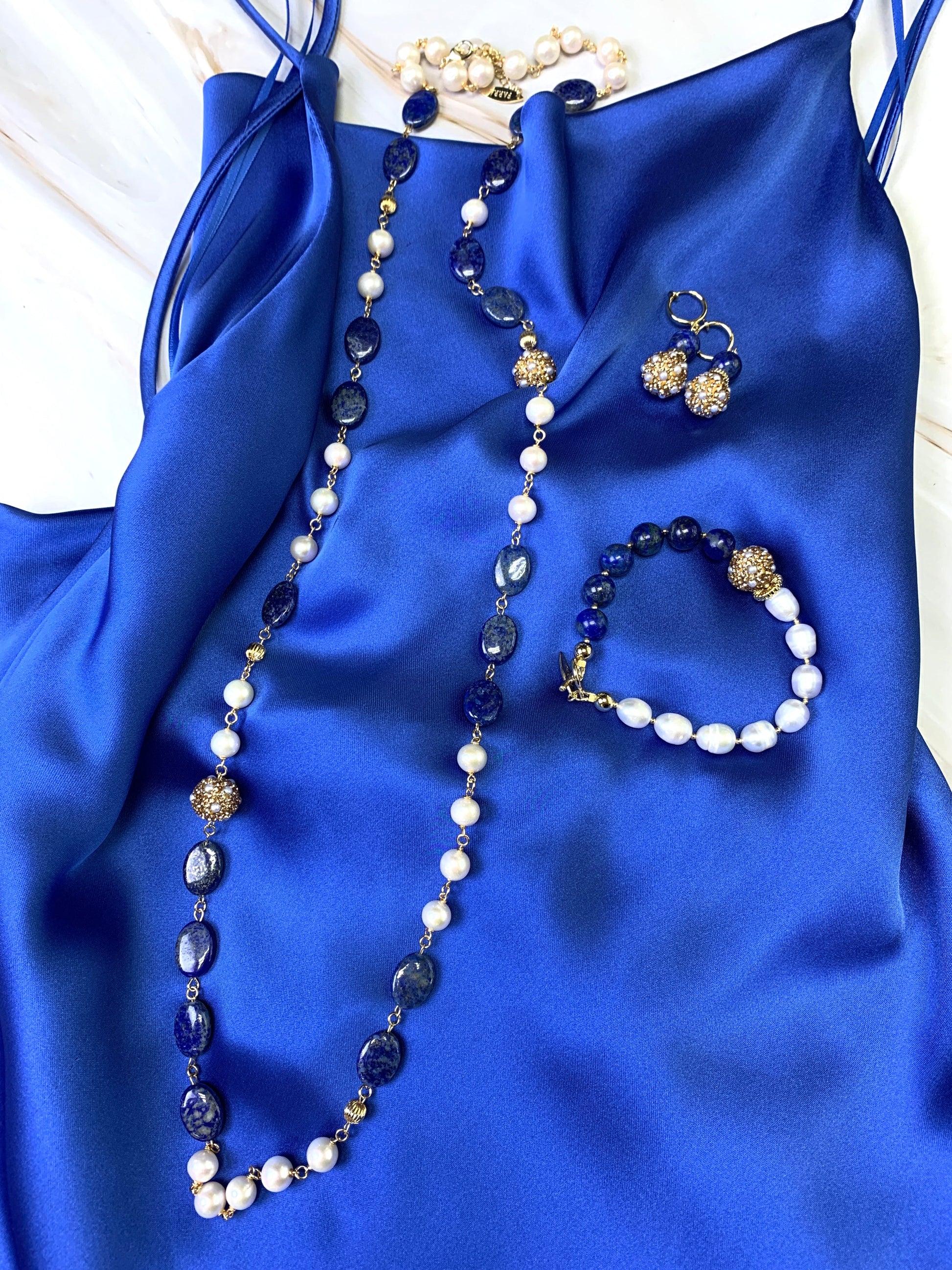 Freshwater Pearls With Lapis Color Blocking Bracelet FB001 - FARRA